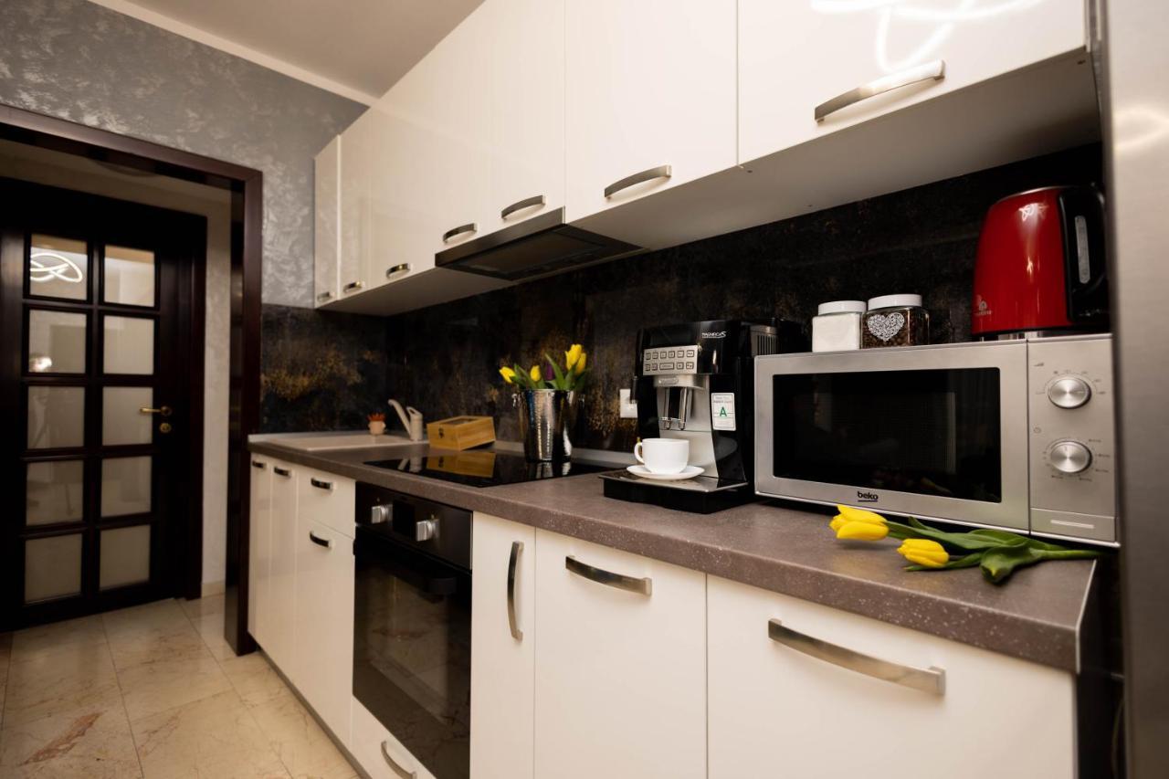 Central Apartament 3 Iasi Eksteriør bilde